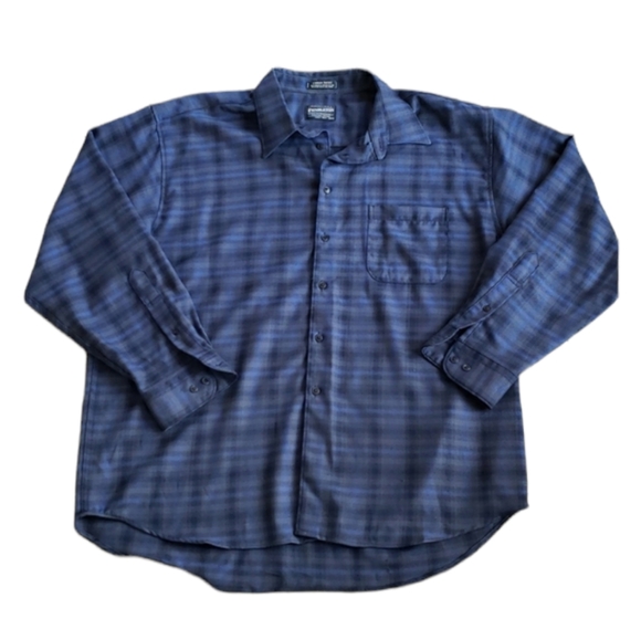 ❌SOLD❌Vintage Pendleton Woolen Blue Plaid Button Down Shirt - Picture 10 of 15